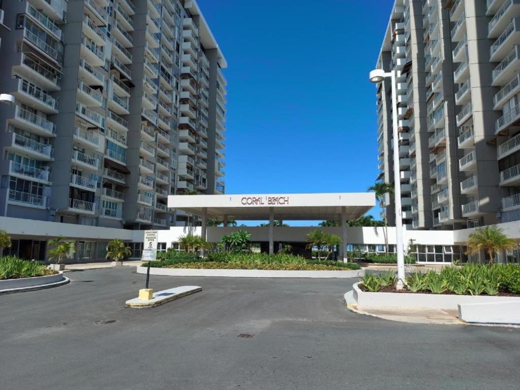Steps From Foxwoods- Beachfront Retreat With Pools San Juan Eksteriør bilde