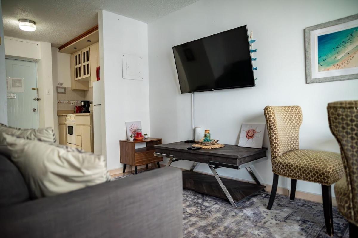 Steps From Foxwoods- Beachfront Retreat With Pools San Juan Eksteriør bilde