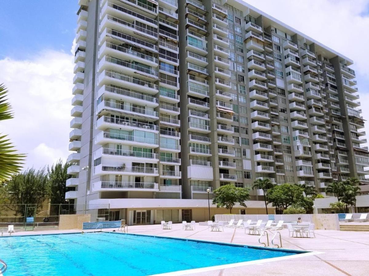 Steps From Foxwoods- Beachfront Retreat With Pools San Juan Eksteriør bilde
